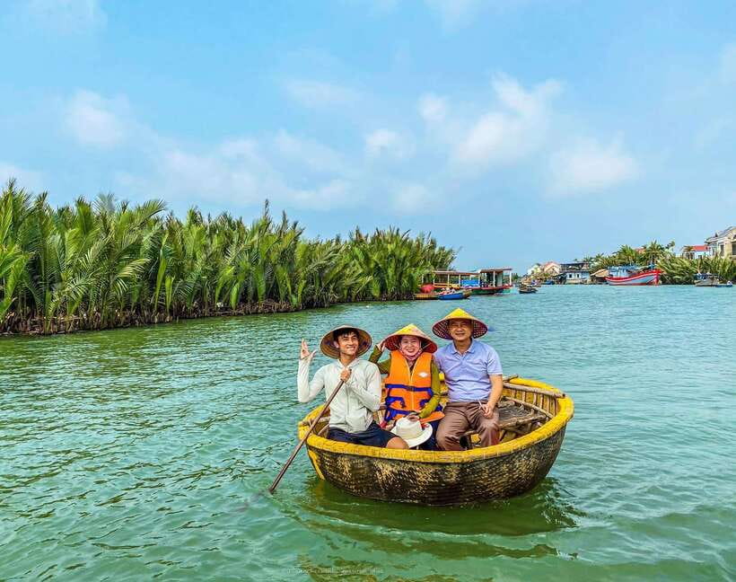 40 Minutes - Basket Boat Ride in the Water Coconut forest - Price and Value: Why About $5 Can Make Sense