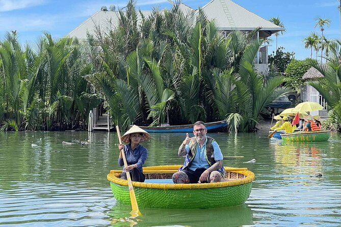 Authentic Hoi An: Explore Countryside with Locals - Stop 2: Cam Thanh coconut village basket boat and crab catching