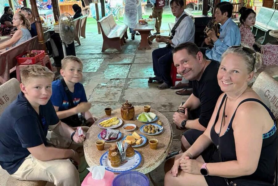 Authentic Mekong Delta: Tuk Tuk, Rowing Boat, Biking Tour - Motorboat on the Tien River and Qui Islet’s calmer tempo