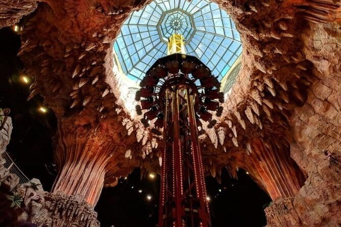 Ba Na Hills - Discover Golden Bridge - Linh Ung Pagoda and the 27-meter Buddha: spiritual stop with big views