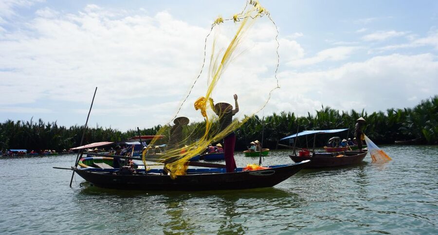 Basket Boat at Coconut Village, Kitchen Show and Big Lunch - Who should book this Coconut Village boat and Tra Que lunch?