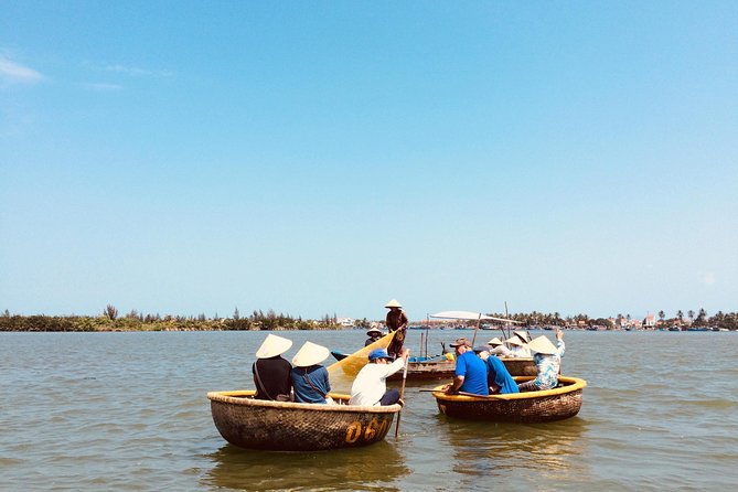 Basket Boat Ride and Old Town Walking Private Tour - Key Points Before You Go