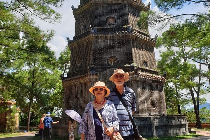 Best Tour/Transfer to Hue Imperial City from Da Nang/ Hoi An - Thien Mu Pagoda: The Seven-Story Landmark and the Calm Pause