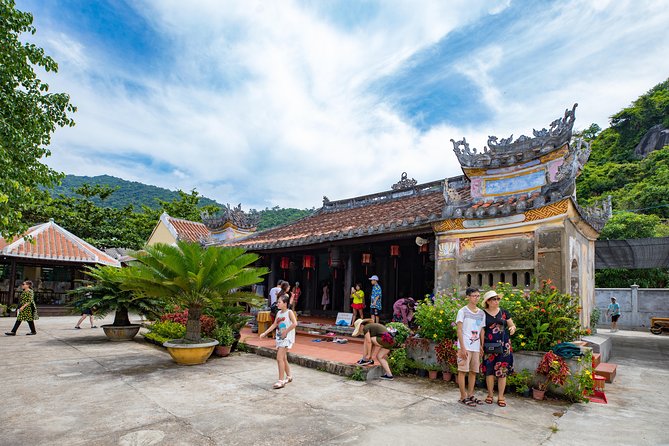 Cham Island Day Tour & Snorkeling from Da Nang with Group tour - Snorkeling at Huong Beach: make your 30 minutes count