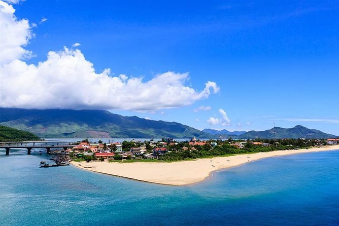 Chan May Shore Excursions: Visit Hue City or Danang & Hoi An - Thien Mu Pagoda: why Buddhism shows up in daily life