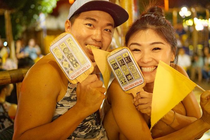 Coconut Basket boat, City tour, Boat ride, Night market from DN - All food tastings included: cau lao, spring rolls, banh mi, pancakes