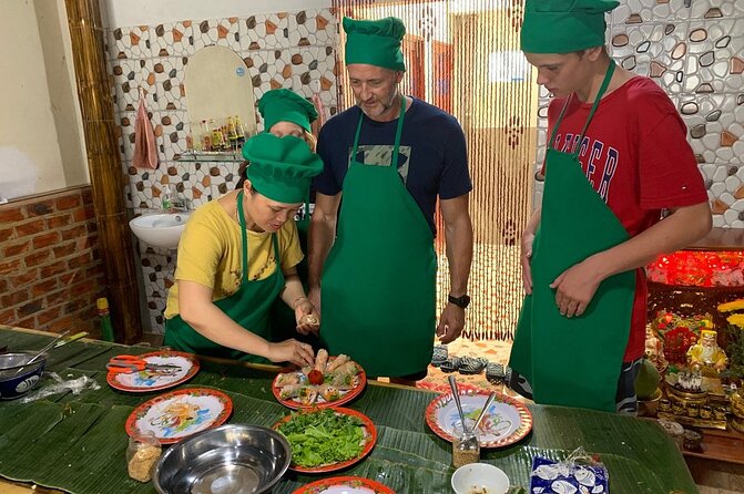 Cooking Class Lunch/ Dinner with Local Chef in Coconut Village - Lunch or dinner: eating what you cooked (and what to watch for)