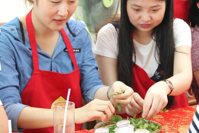Cooking with Jolie in Hoi An and Lantern making class (JHA4) - 10:30 to 12:30: The Pace, the Taste, and the Confidence Factor
