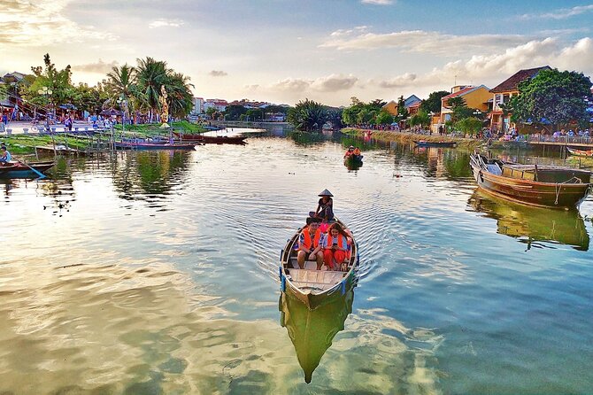 Countryside Bicycle Tour from Hoi An - All Inclusive - Bicycles, safety gear, and keeping the ride comfortable