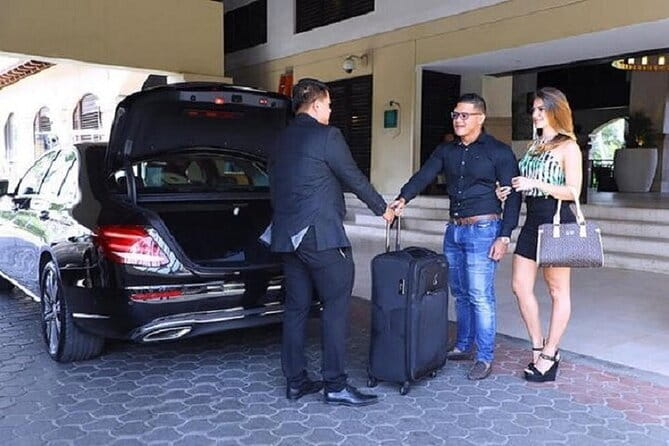 Da Nang Airport Arrival Or Departure By Private Car Transfers - Da Nang Airport Transfers That Cut Through the Usual Stress