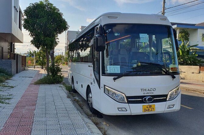 Da Nang Airport to Da Nang hotel by private car or vice versa - Comfort checks: what a clean car and luggage help actually change