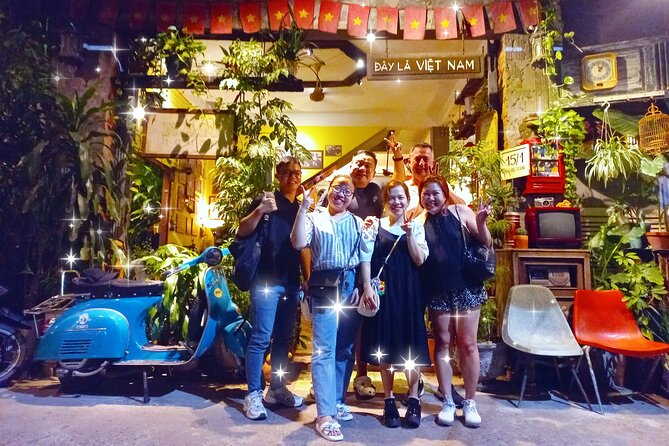 Da Nang By Night: Seafood dinner, night market and cruise trip - Seafood dinner: how the tour keeps it easy and local