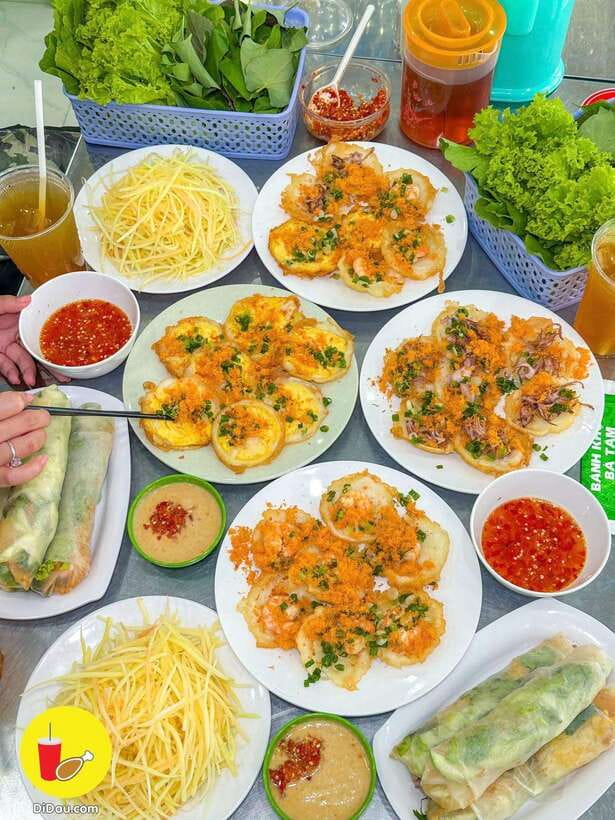Da Nang City Sightseeing Private Tour With Hai Van Pass - Private vehicle value: why $95 can make sense