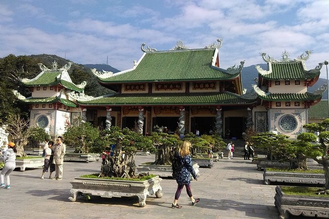 Da Nang City Small Group Tour - Sightseeing, Food, Culture & more - Linh Ung Pagoda and Lady Buddha on Son Tra: calm views with big symbolism