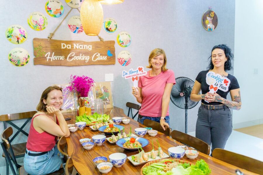 Da Nang Cooking: Market tour, farming, and cooking class - Herbal tea tasting: the calm finish after hands-on cooking