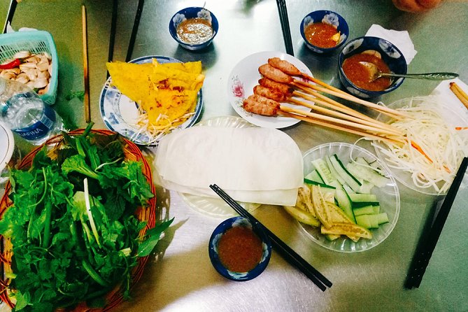Da Nang Food Tour by Motorbike - The route breaks into three moods: streets, river views, and dinner