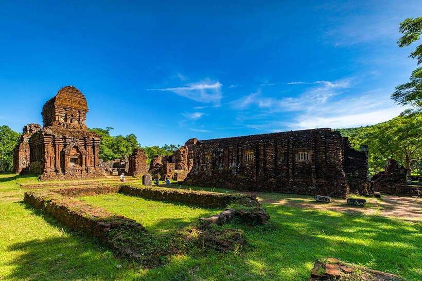 Da Nang: Full-day My Son Sanctuary And Hoi An Heritage Tour - Hoi An Folk Museum and Tan Ky Old House: Architecture That You Can Read