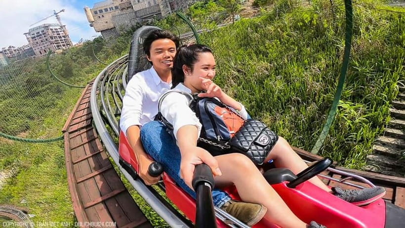 Da Nang: Golden Bridge, Ba Na Hills & Buffet Lunch Included - Golden Bridge and the giant stone hands photo moment