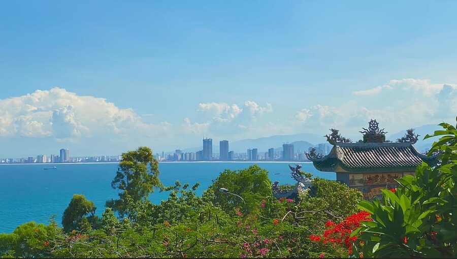 Da Nang Half day City Tour: Linh Ung, Marble & Am Phu Cave - Tips for stairs, timing, and smooth communication