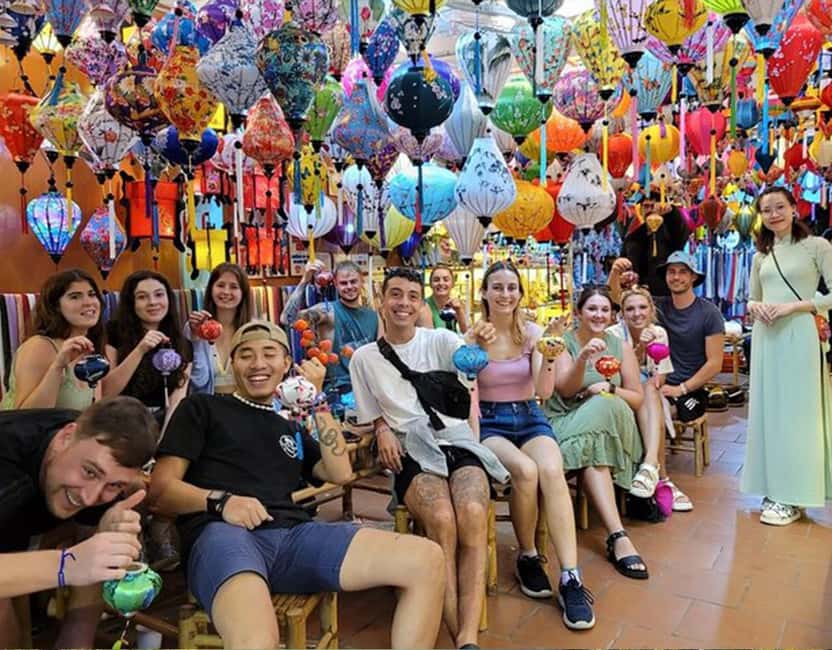 Da Nang/Hoi An: Lantern Making Workshop and Basket Boat Ride - Fishing and crab catching: fun, but watch your footing