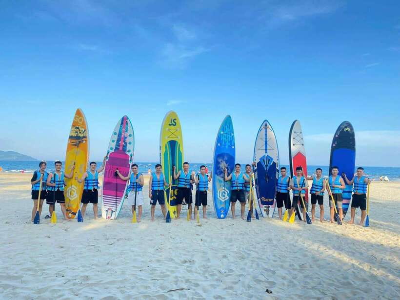 Da Nang: Man Thai Beach Stand-Up Paddleboarding Tour - The stops that add up: photo moments, free time, and 1.5 hours on the board