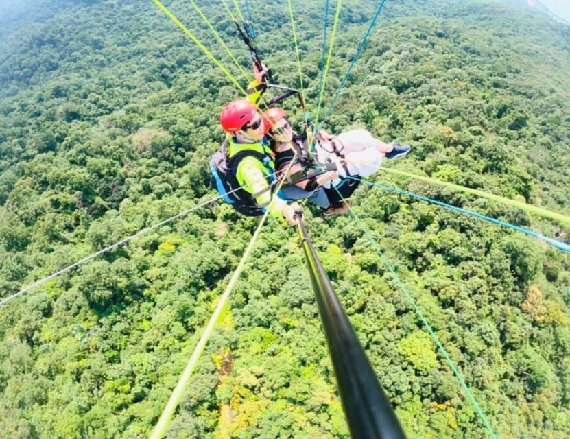 Da Nang: Monkey Mountain Paragliding Experience - In the air for 12 to 15 minutes: how thermal winds shape your flight
