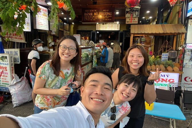 Da Nang Motorbike Tour with Local Guide-Food, Culture-Hidden Gems - Son Tra Night Market: street snacks and small souvenir shopping