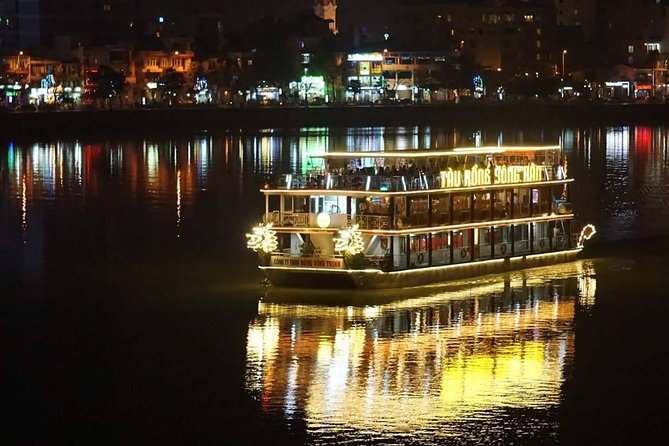 Da Nang Night Motorbike Tour & River Cruise Riding By Lady Rider - Who should book this motorbike and river cruise night tour
