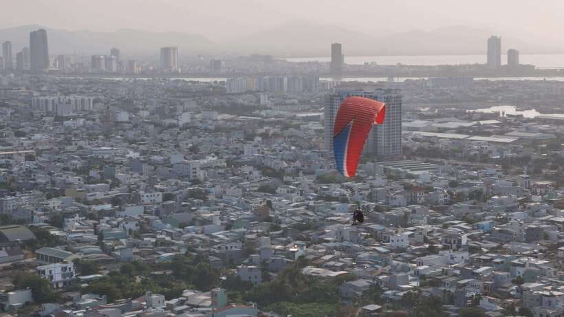 Da Nang Private paragliding experience on Monkey Mountain - Should you book Monkey Mountain private paragliding for Da Nang?