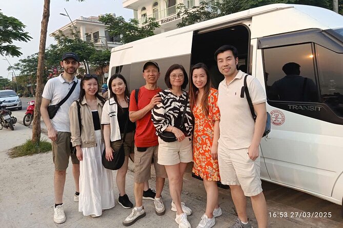 Da Nang: RoundTrip transfer to Hoi An ancient town by private car - Private car comfort in Da Nang: control beats chaos