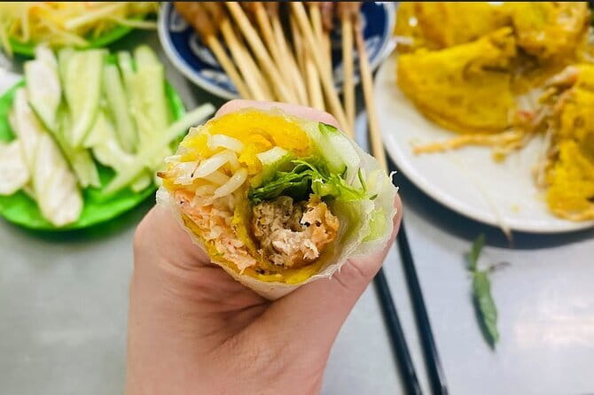 Da Nang Street Foodie Walking Tour - What You Eat: 4 Classic Dishes Plus a Drink (And a Coffee Stop)