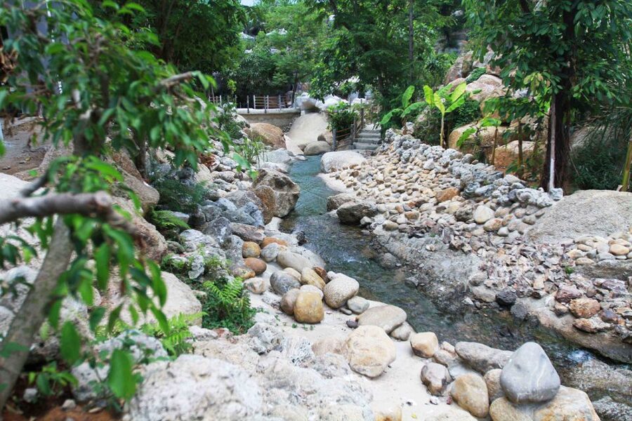 Da Nang: Than Tai Hot Spring Park E-Ticket - Timing the day right: midday ride closures and best pool moments