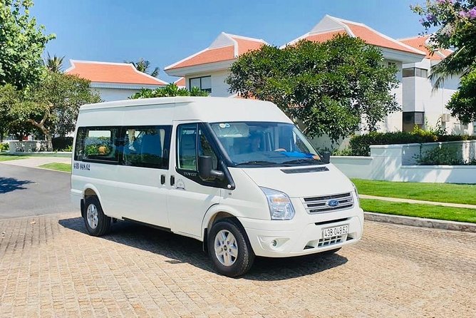 Daily Bus Hoi An - Da Nang Airport, Da Nang City - Da Nang to Hoi An, minus the stress of taxi lines