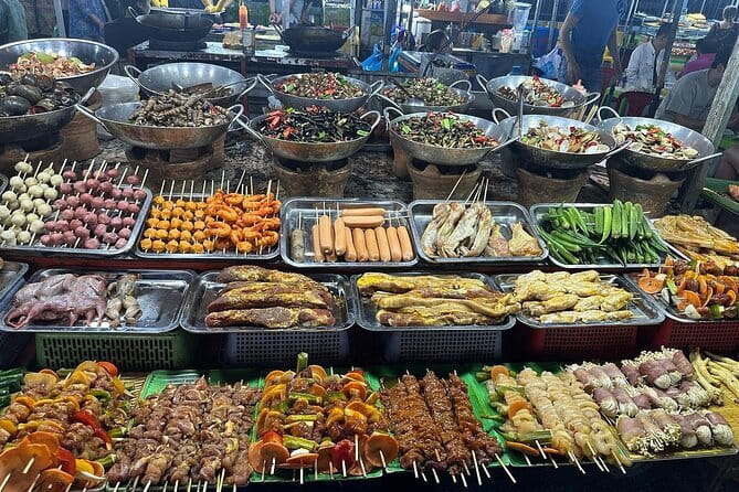 Danang Food Tour With Local Students - Taste Your Way Through Classic Bites, Not Tourist Shortcuts