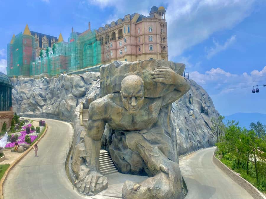 Danang: Golden Bridge by Private Car or Bus w hotel pickup - Driver and guide quality, what stands out in real experiences