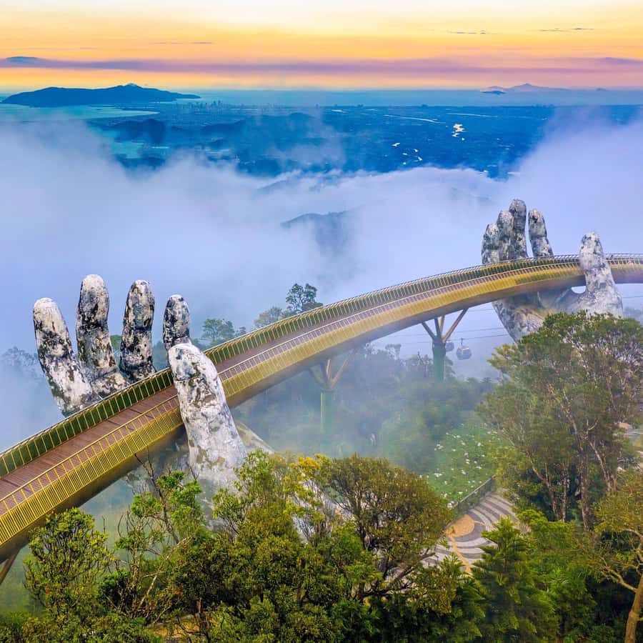 Danang: Golden Bridge by Private Car or Bus w hotel pickup - Private car vs shared shuttle bus, which fits your day