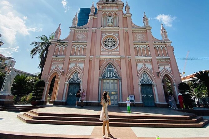 ️ Danang Instagram Tour: Most Famous Spots (Private & All-Inclusive) - Linh Ung Pagoda and Son Tra Peninsula: the spiritual view finale