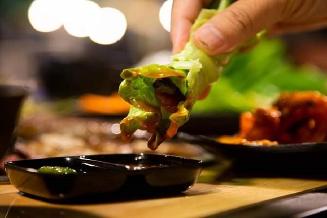 DaNang Night Foodie Tour-Sighseeing with Aodai Lady Rider Private - Food stops: 5 vs 7 dishes, and what BBQ adds