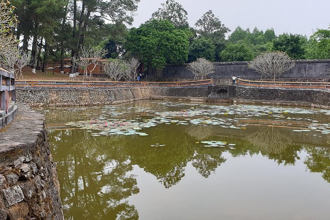 Day Trip To Hue City and Back From Hoi An By Private Car - Hoi An to Hue by private car, with Hai Van Pass breaks