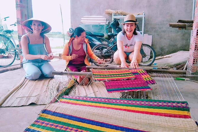Discover The Hidden Charm Of Hoi An’s Countryside On A Bike Tour - Making rice paper noodles: a craft you can taste