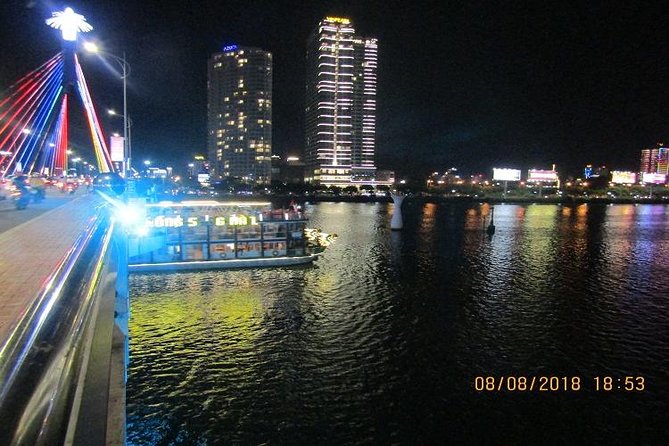 Dragon Cruise by Romantic Yatch: Tasty Beer/Flower/Cake & Dance - Saturday Dragon Bridge fire: how to maximize your view