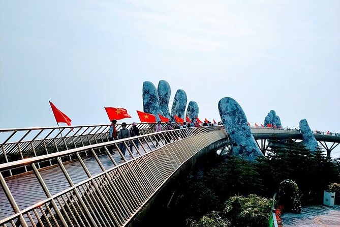 Early Morning Bana hills Golden-Bridge Private Tour - Entering Ba Na Hills the smart way: early Golden Bridge timing