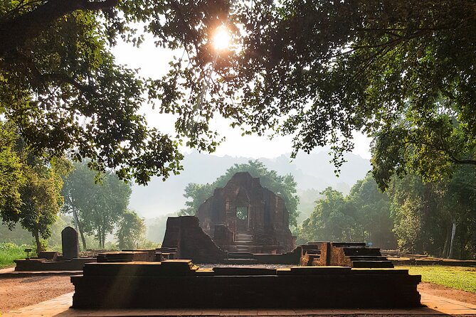 Early Morning My Son Sanctuary Trip w. Champa Food & Coffee - Champa breakfast after the ruins: My Quang, mochi, fruit, and hot drinks