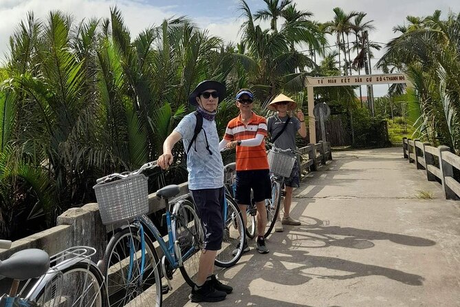 Eco Basket Boat By Bicycle and Vietnamese Set Menu - Cycling to lunch for a Vietnamese set menu