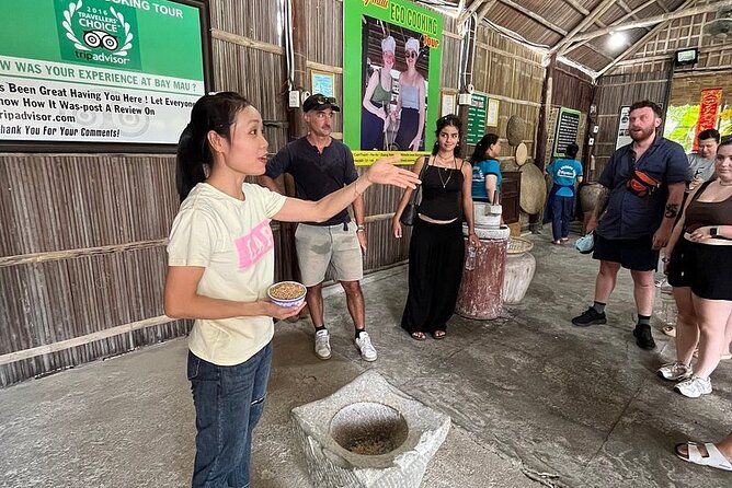Experience Cooking Class for Lunch or Afternoon With Local Chef - Who should book this cooking class in Hoi An