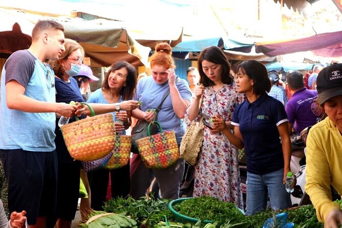 Experience Local Market and Boat Ride with Cooking Class - Hoi An Market: shopping for ingredients and learning what matters