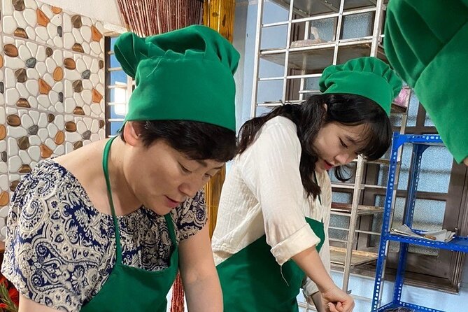 Experience Locals Market &Cooking Class With Master Chef Hoi An - The Market First: Shopping Like You Mean It