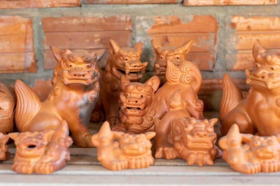Experience Making Pottery with Local Craftsman in local home - What to expect from the instruction and group vibe