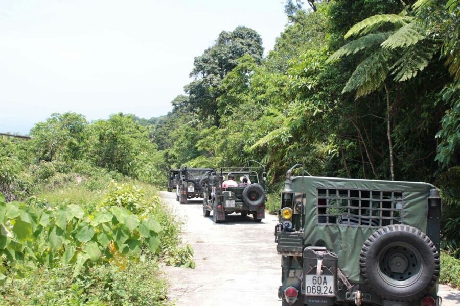 EXPERIENCED JEEP TOUR IN SON TRA PENINSULA - Stop for views and history at 580m and 621m