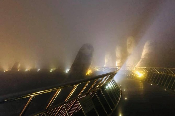 Explore Golden Bridge Sunset Private Tour from Hoi An/ Da nang - Dinner on the Mountain: What You Can Expect at 6:30 to 7:00